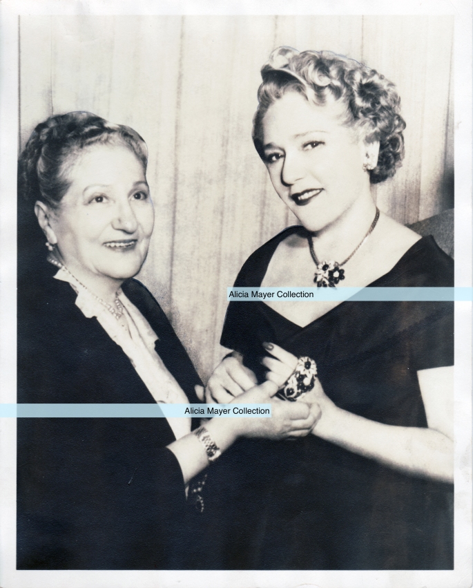 ida-and-mary-pickford-holding-hands-watermark